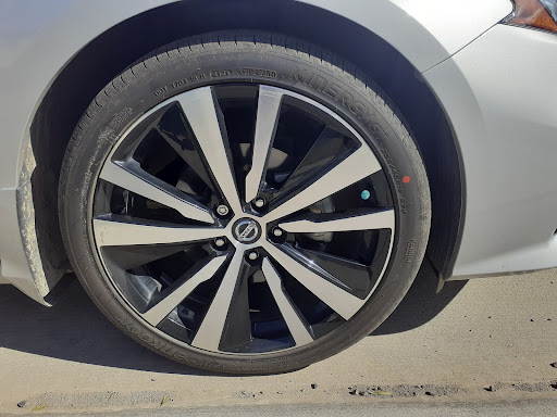 Tire Shop «Les Schwab Tire Center», reviews and photos, 1108 Market St, Colusa, CA 95932, USA