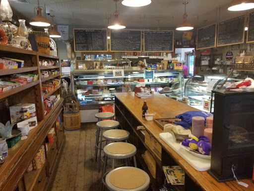 American Restaurant «Hainesville General Store», reviews and photos, 283 US-206, Branchville, NJ 07826, USA