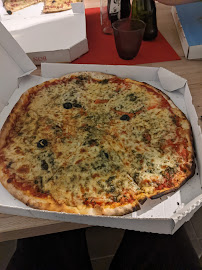 Plats et boissons du Livraison de pizzas Extra Pizza Marseille - n°5