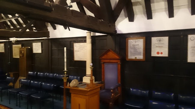 Comments and reviews of Gloucester Masonic Hall