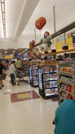 Grocery Store «Stop & Shop», reviews and photos, 1135 Farmington Ave, Berlin, CT 06037, USA