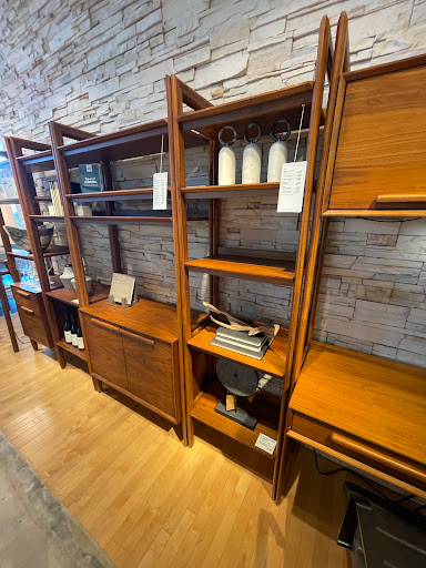 Furniture Store «Room & Board», reviews and photos, 2675 NE University Village St, Seattle, WA 98105, USA