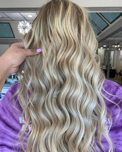 Beauty Salon «Snips Salon & Spa», reviews and photos, 5731 E Washington St, Indianapolis, IN 46219, USA