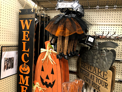 Discount Store «Big Lots», reviews and photos, 8563 Watson Rd, Webster Groves, MO 63119, USA