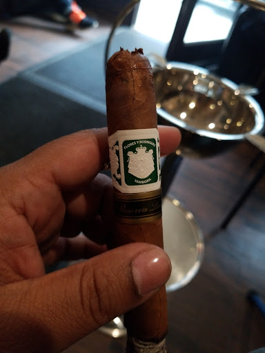 Tobacco Shop «Fernandez Cigar Lounge», reviews and photos, 251 E 123rd St, New York, NY 10035, USA