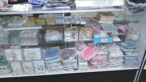 Sporting Goods Store «Deportes Y Mas», reviews and photos, 1517 SE 6th Ave, Topeka, KS 66607, USA