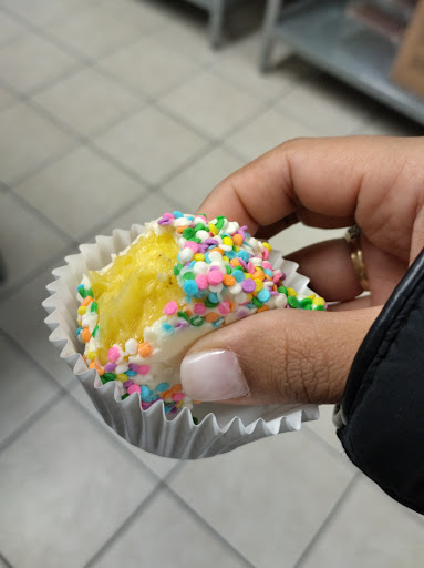 Gift Shop «Edible Arrangements», reviews and photos, 45 Enon St, Beverly, MA 01915, USA