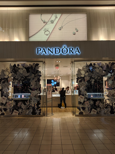 Jewelry Store «Pandora», reviews and photos, 384 Memorial City Mall, Houston, TX 77024, USA