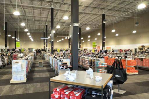Shoe Store «DSW Designer Shoe Warehouse», reviews and photos, 1300 Huguenot Rd, Midlothian, VA 23113, USA