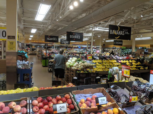 Grocery Store «Stop & Shop», reviews and photos, 295 Pine Hollow Rd, Oyster Bay, NY 11771, USA