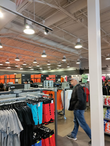 Clothing Store «Nike Factory Store», reviews and photos, 4250 W Anthem Way #375, Anthem, AZ 85086, USA