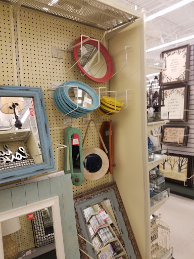 Craft Store «Hobby Lobby», reviews and photos, 1235 Farmington Ave, Bristol, CT 06010, USA