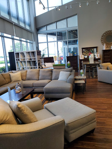 Furniture Store «City Furniture Boca Raton», reviews and photos, 3350 Airport Rd, Boca Raton, FL 33431, USA