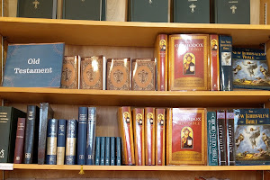 Holy Cross Bookstore