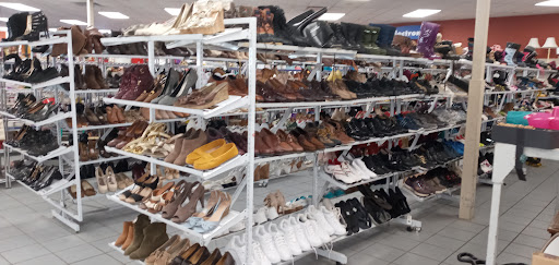 Thrift Store «Goodwill Manchester Store & Donation Station», reviews and photos