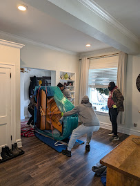 Made EZ Moving - Photo 6 - Car repair in Munhall, PA, Pittsburgh