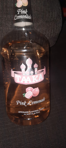 Liquor Store «Paylow Liquor & Beer Wine», reviews and photos, 3701 W Clarendon Dr #200, Dallas, TX 75211, USA