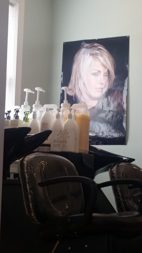 Hair Salon «Marianelas Dominican Hair Salon», reviews and photos, 10101 Brook Rd, Glen Allen, VA 23059, USA