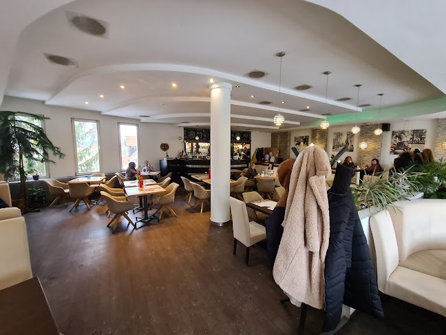 Értékelések erről a helyről: Marica Cafe and Restaurant, Veszprém - Étterem