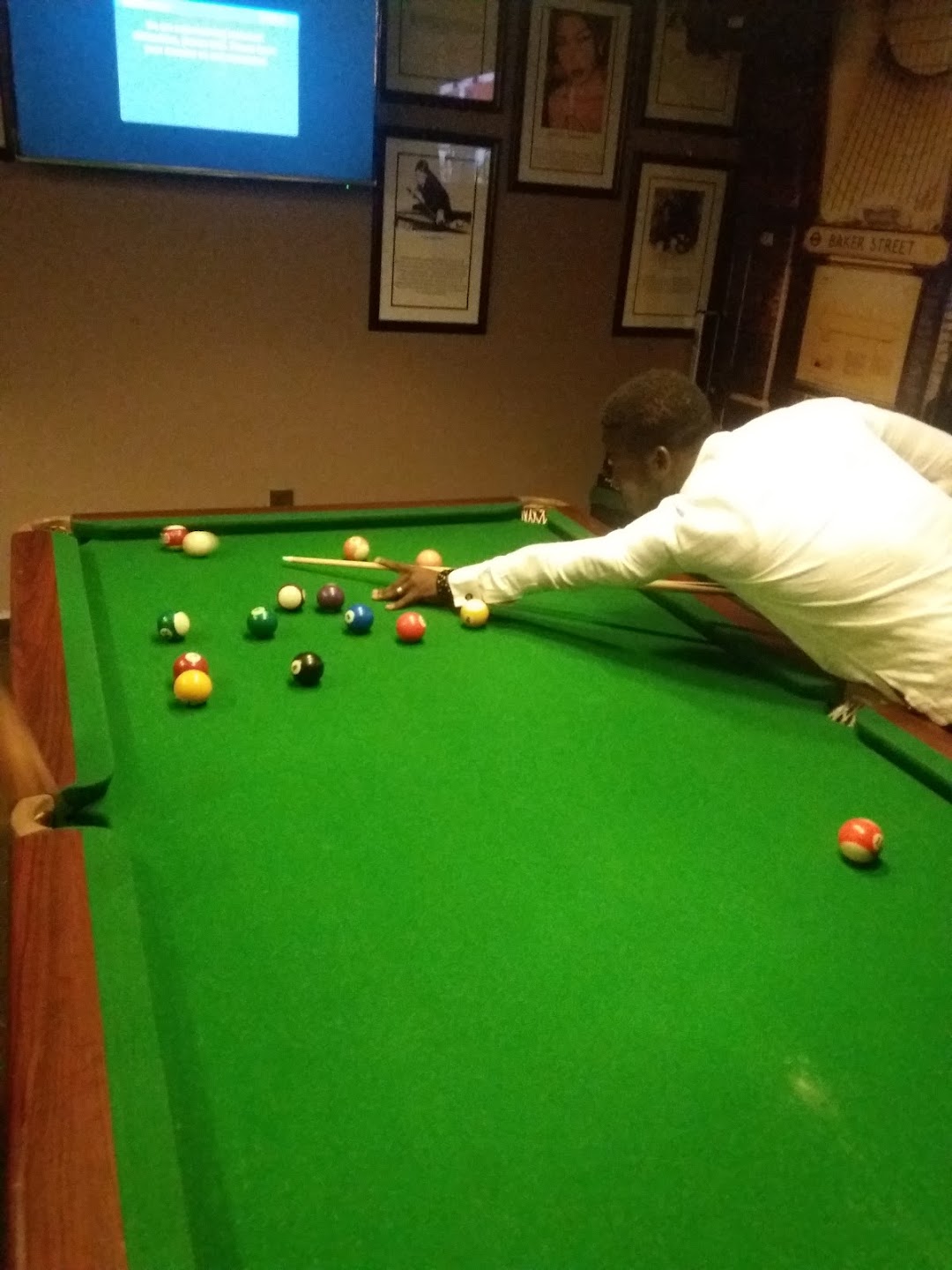 TEMPLE SPORT BAR