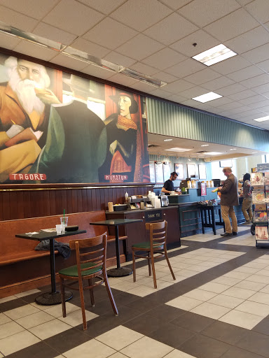 Book Store «Barnes & Noble Booksellers», reviews and photos, 1739 Olentangy River Rd, Columbus, OH 43212, USA