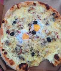 Plats et boissons du Livraison de pizzas Pizza Montolivet à Marseille - n°3