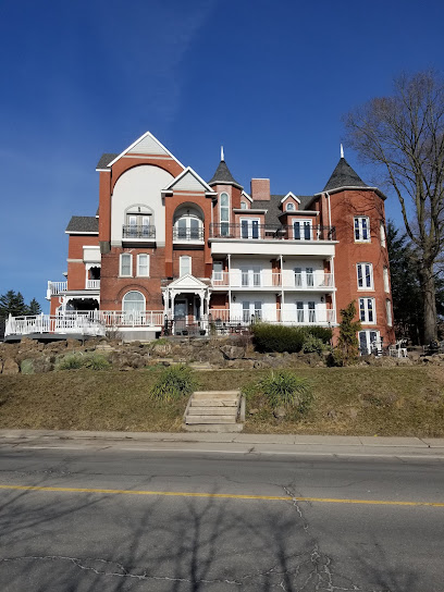 Niagara Grandview Manor