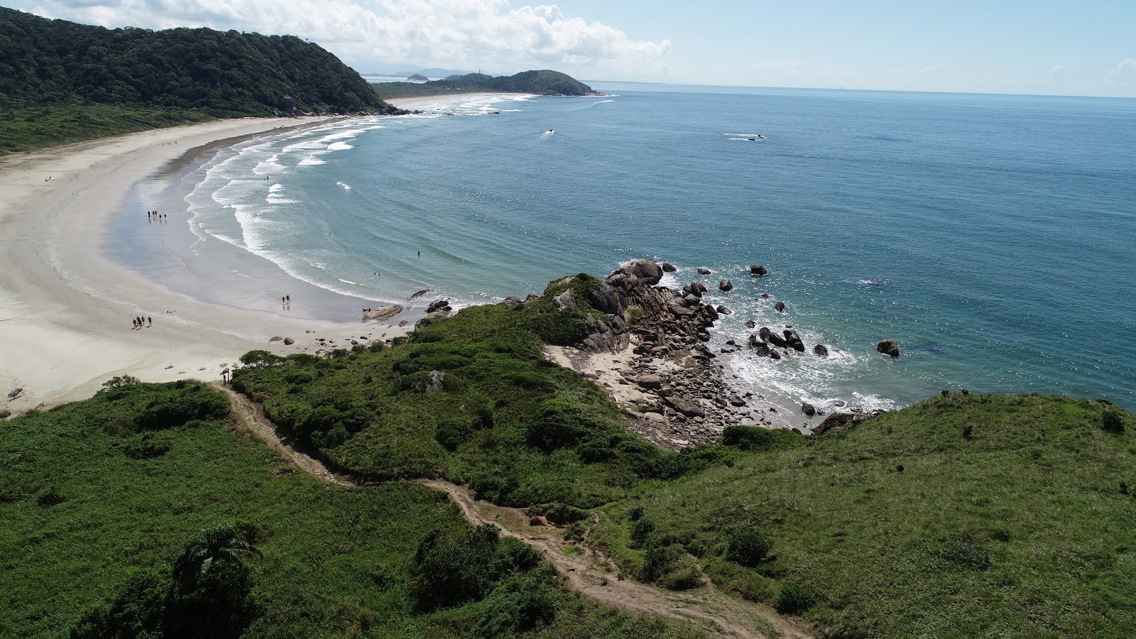 Foto de Praia de Miguel - lugar popular entre os apreciadores de relaxamento