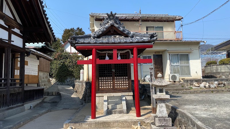 眞幡神社