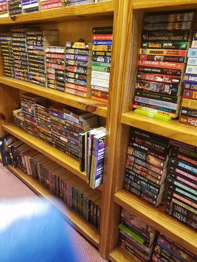 Used Book Store «Goodwill Manasota Bookstore - Bradenton», reviews and photos, 7200 55th Ave E, Bradenton, FL 34203, USA