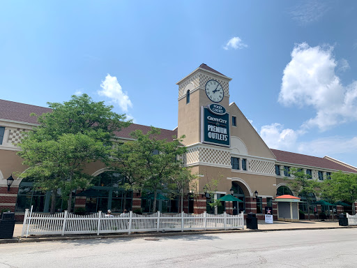 Shopping Mall «Grove City Premium Outlets», reviews and photos, 1911 Leesburg Grove City Rd, Grove City, PA 16127, USA