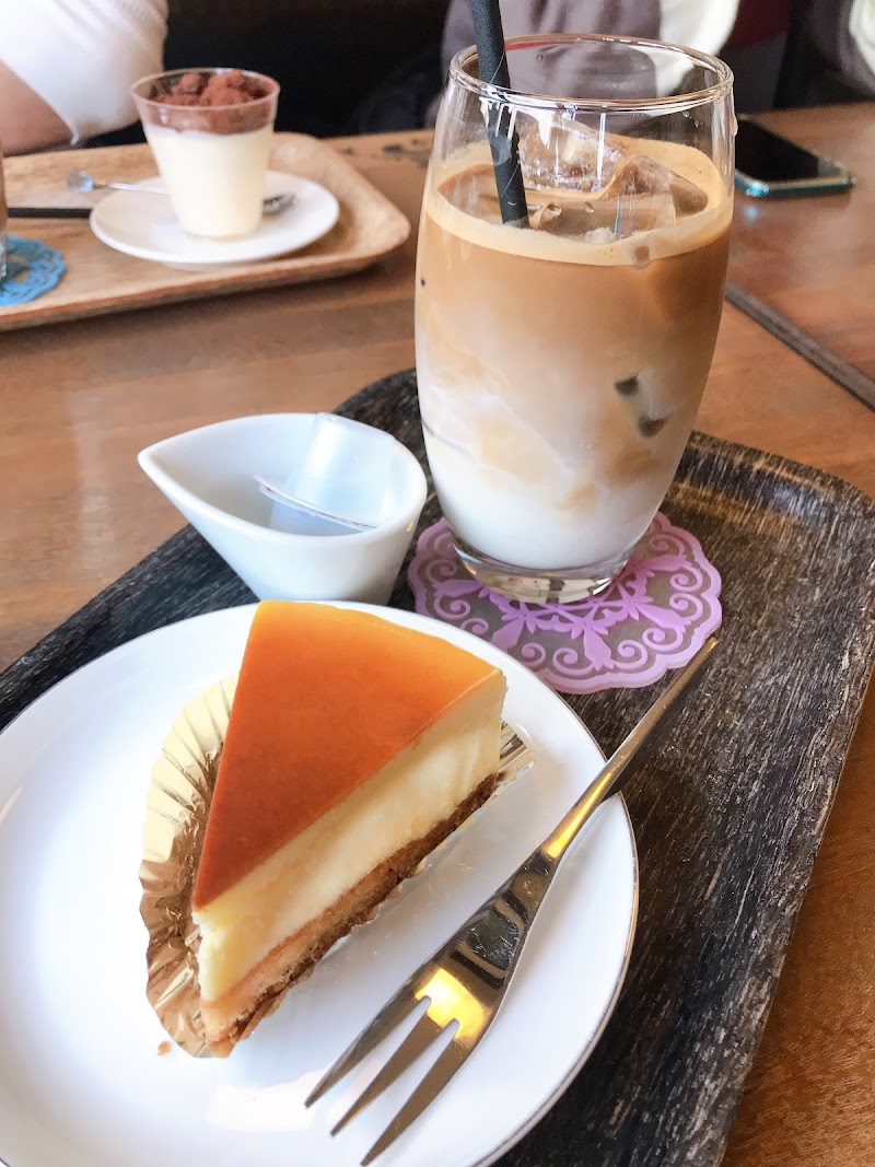 ｃａｂｂａｇｅｌｏｄｇｅ 沖縄県那覇市おもろまち カフェ 喫茶 グルコミ