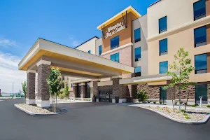 Hampton Inn & Suites Reno/Sparks image