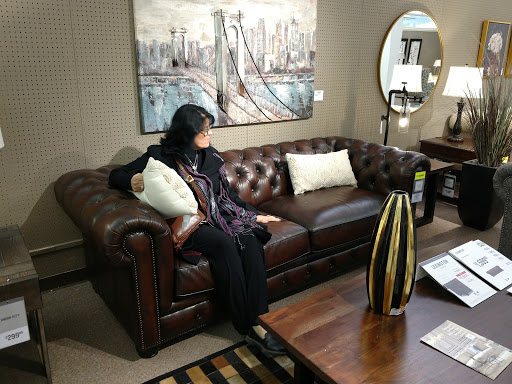 Furniture Store «Value City Furniture», reviews and photos, 800 Thruway Plaza Dr, Cheektowaga, NY 14225, USA