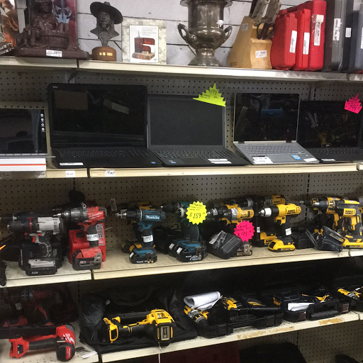 Pawn Shop «Xtreme Pawn - Lindon», reviews and photos, 720 State St, Lindon, UT 84042, USA