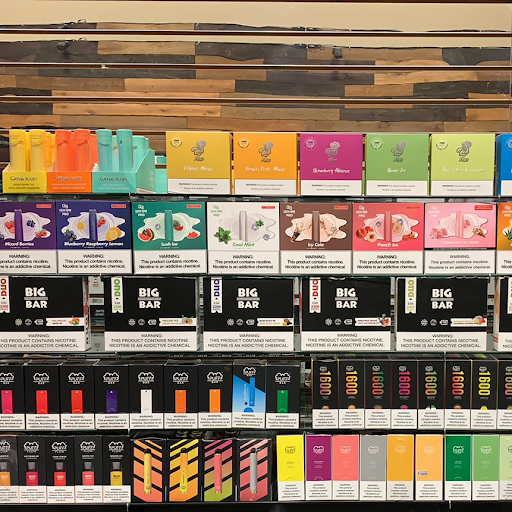 Tobacco Shop «Xhale Vapor N Smoke», reviews and photos, 15 Lake St S Suite 202, Kirkland, WA 98033, USA