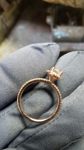 Jeweler «Marlowe Credit Jewelers», reviews and photos, 16055 Cross Bay Blvd, Jamaica, NY 11414, USA