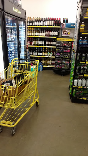 Discount Store «Dollar General», reviews and photos, 904 E Broadway Ave, Gladewater, TX 75647, USA