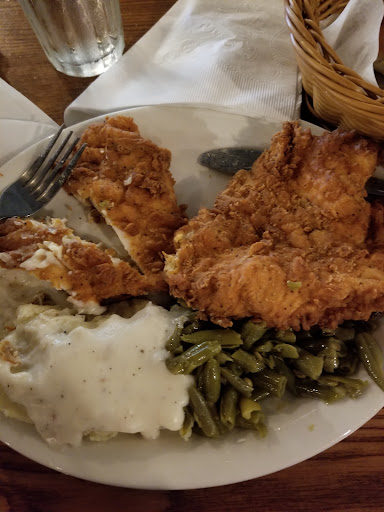 American Restaurant «Cracker Barrel Old Country Store», reviews and photos, 4321 S Interstate Hwy 35, San Marcos, TX 78666, USA