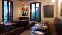 Atmosphère du Restaurant français Le Père Louis à Neuilly-Plaisance - n°3