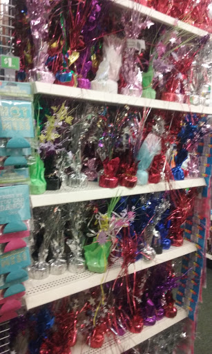 Dollar Store «Dollar Tree», reviews and photos, 4259 Maine Ave, Baldwin Park, CA 91706, USA