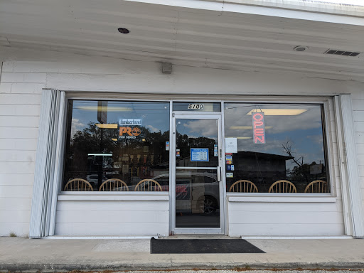 Safety Shoe Distributors LLC, 5100 E Broadway Ave, Tampa, FL 33619, USA, 