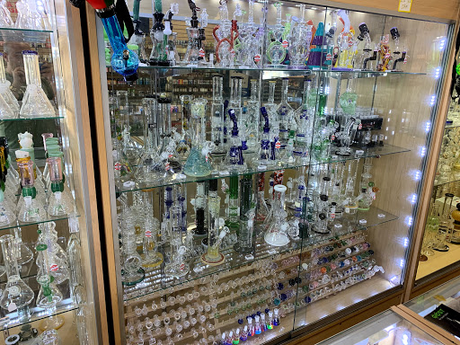 Vaporizer Store «Vape Master & Smoke Shop», reviews and photos, 1708 Long Beach Blvd, Long Beach, CA 90813, USA