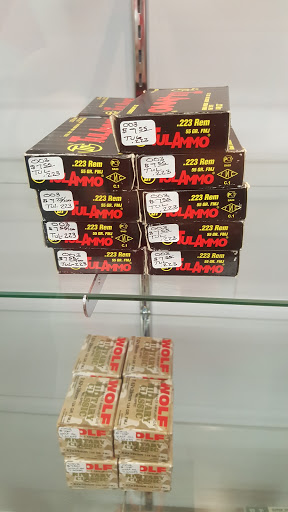 Outlet Mall «Finders Keepers Traders Outlet Mall», reviews and photos, 740-784 Chelsa Dr, Madisonville, KY 42431, USA