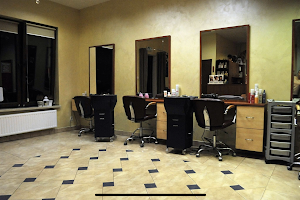 Salon fryzjerski Justyna image