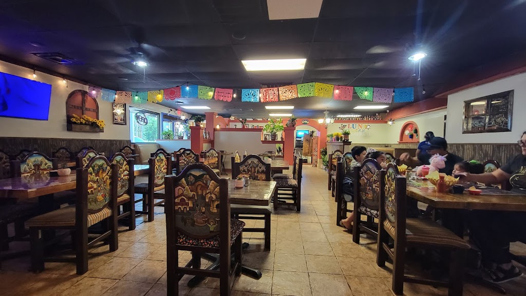 Luna Mexicana Restaurant 73801