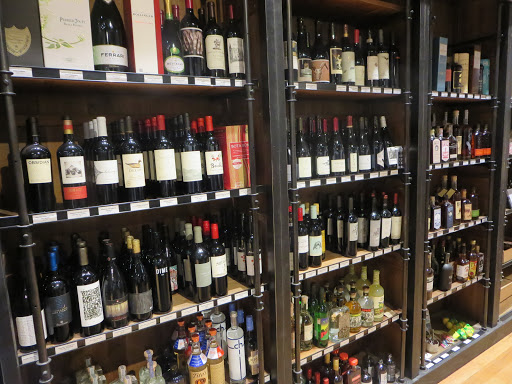 Gourmet Grocery Store «The Market by Foxtrot», reviews and photos, 1019 W Lake St, Chicago, IL 60654, USA