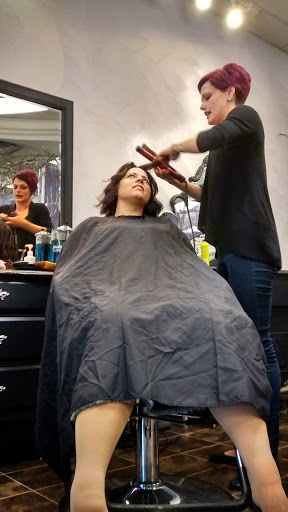 Beauty Salon «Salon Eye Candy», reviews and photos, 535 Broad Ave, North Belle Vernon, PA 15012, USA