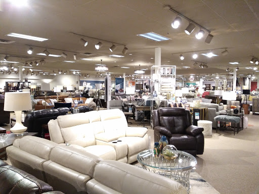 Furniture Store «Art Van Furniture - Muskegon», reviews and photos, 630 Seminole Rd, Muskegon, MI 49441, USA