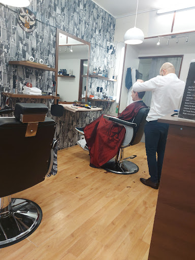 Hunars barber in Nenagh, Co. Tipperary